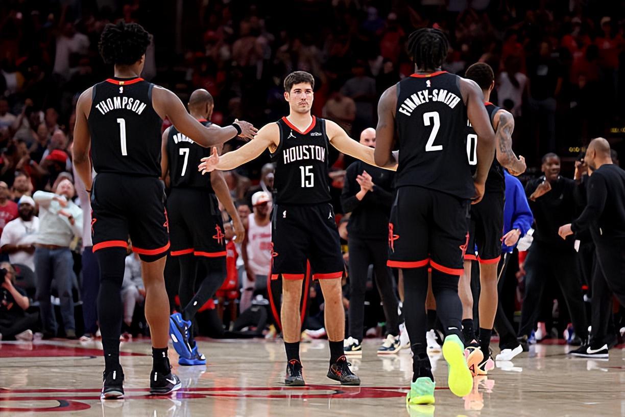 世界杯八强对阵-探花郎找回了手感后,火箭在进攻端的竞争力也会有所提升?